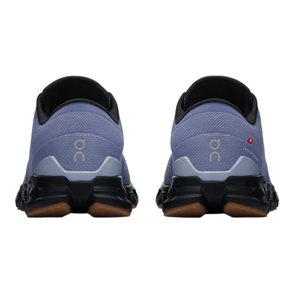 ON Cloud X 4 ‘Feather Black’