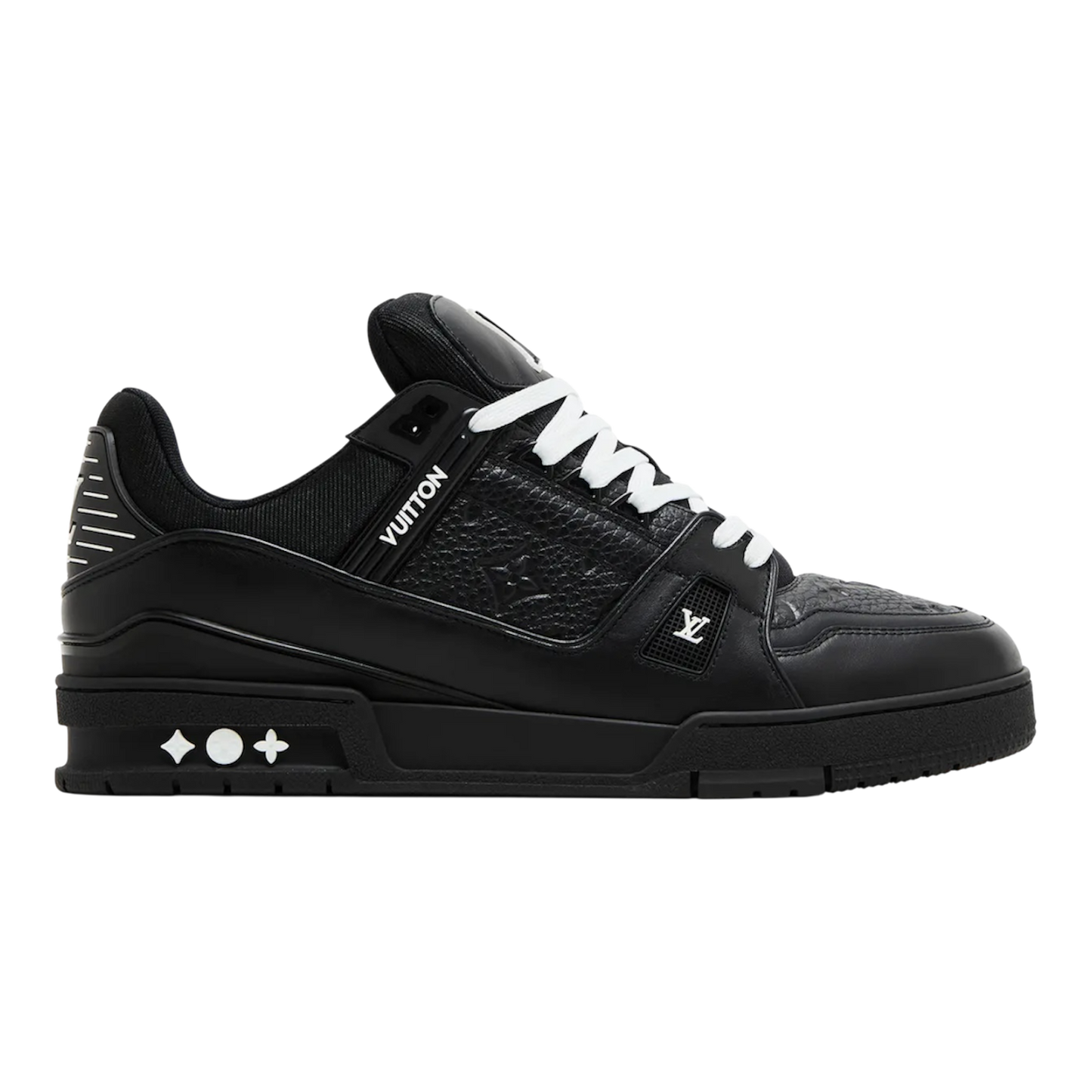 حذاء رياضي من لويس فويتون بنقشة المونوغرام البارزة باللون الأسود