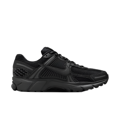 Nike Vomero 5' Triple Black'