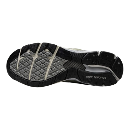 Patta x New Balance 990v3 'Keep Your Family Close'