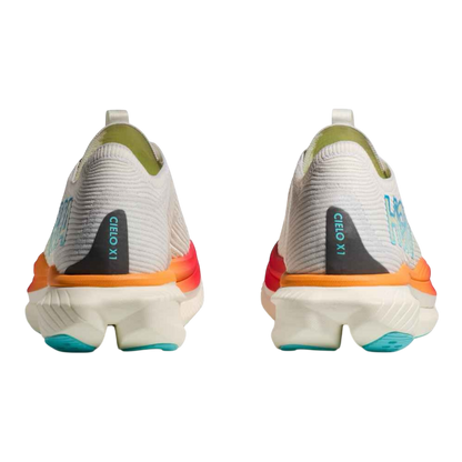 Hoka Cielo X1 ‘Frost/Cerise’