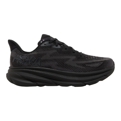 Hoka Clifton 9 ‘Triple Black’